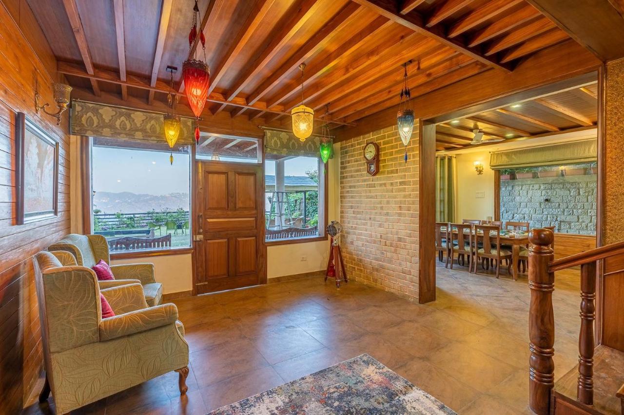 Stayvista At Floradale W Jacuzzi & Wood-Fire Pizza Kasauli Exterior photo